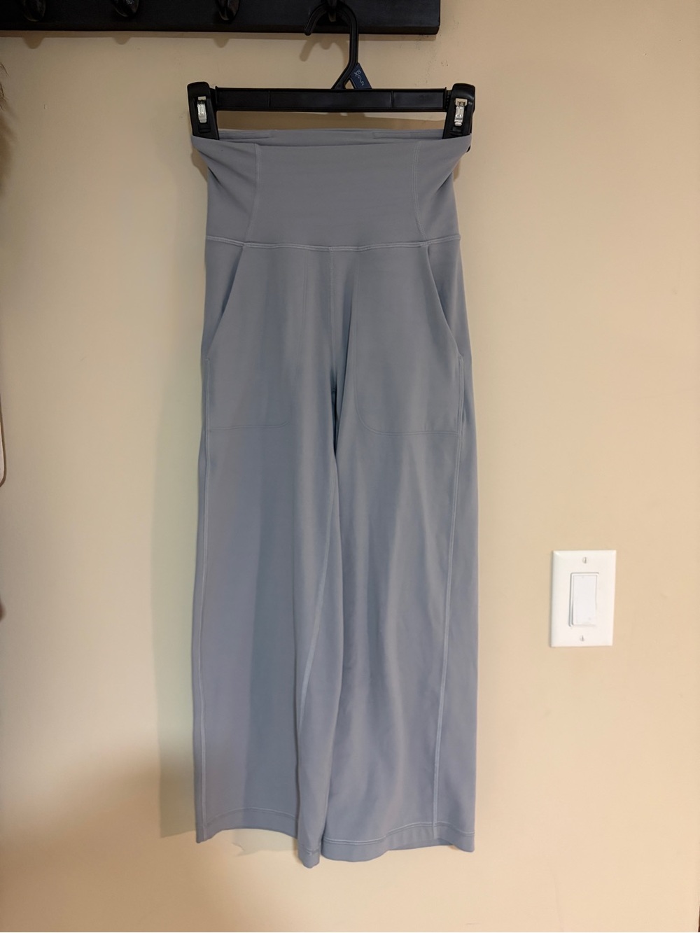 DISCONTINUED -Lululemon Align Wide Leg Cropped- size 0